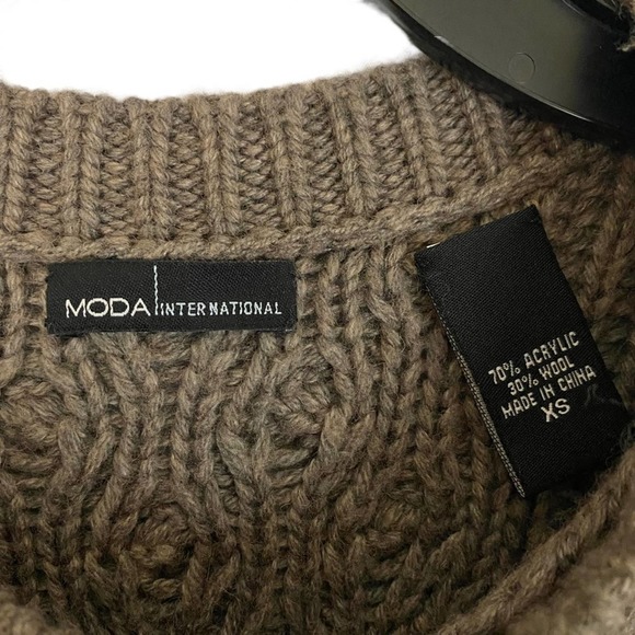 MODA INTERNATIONAL | Taupe Long Sleeve Cable Knit Wool Blend Sweater Dress - Picture 14 of 16